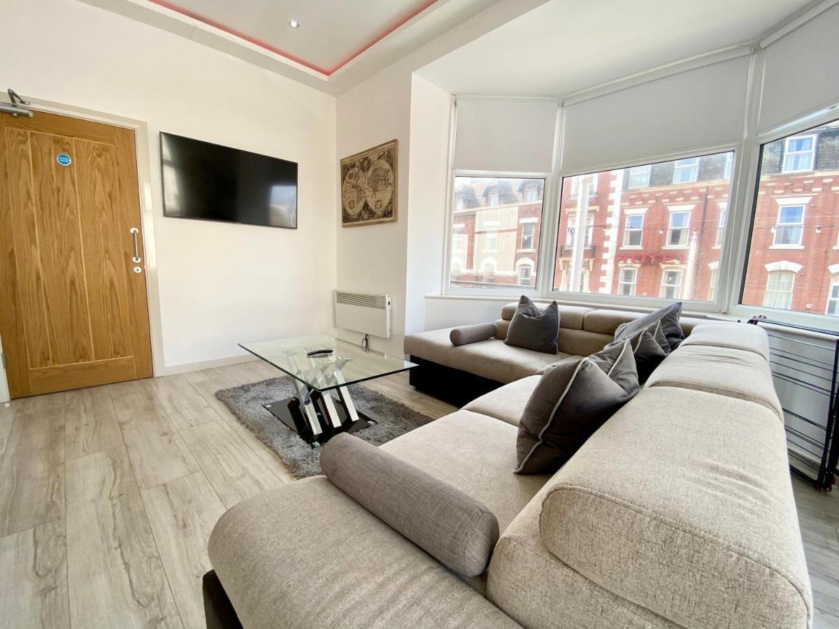 Princess Theatre Beach View Apartments By Blackpool Service Apartments Esterno foto