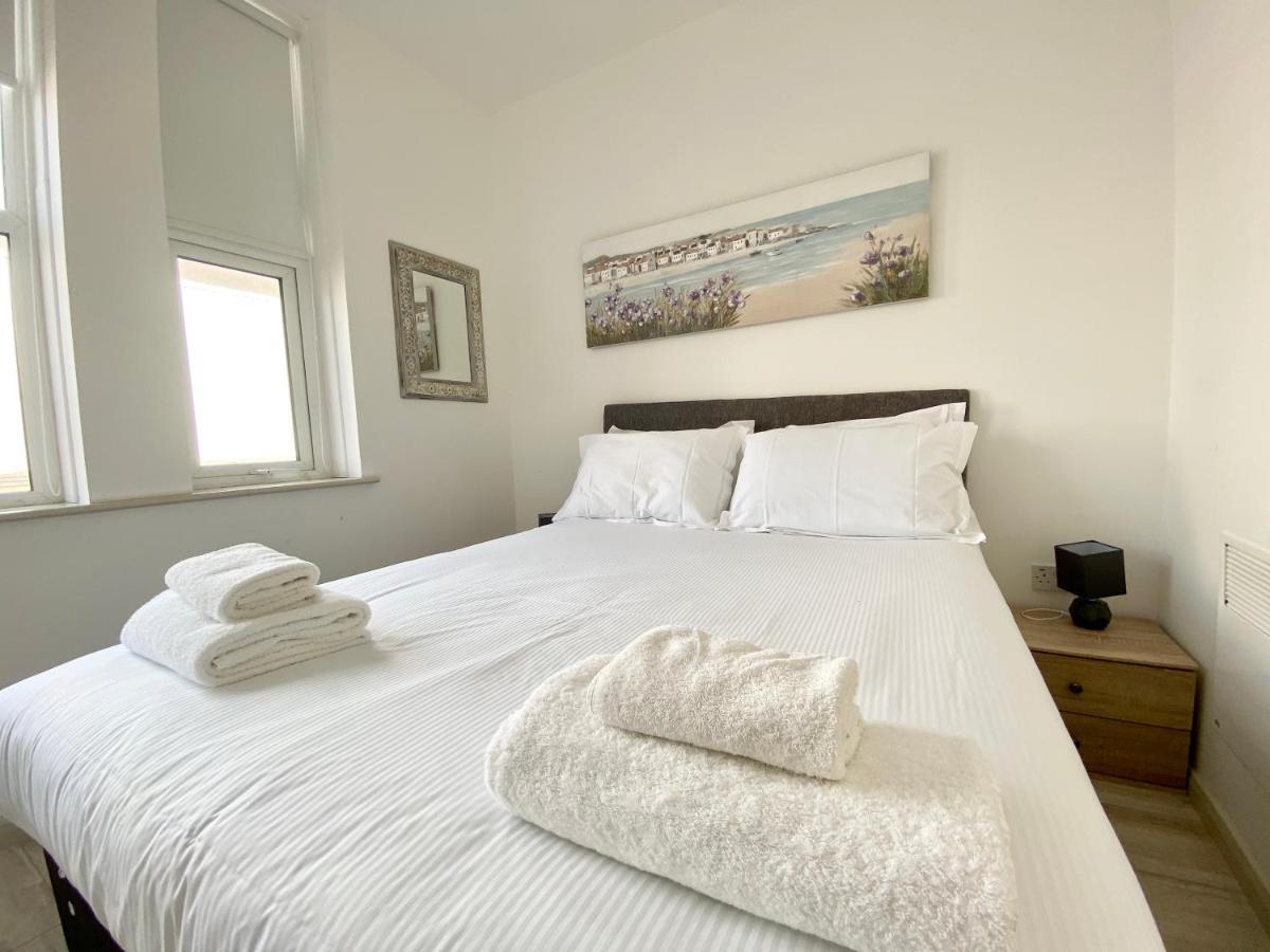 Princess Theatre Beach View Apartments By Blackpool Service Apartments Esterno foto